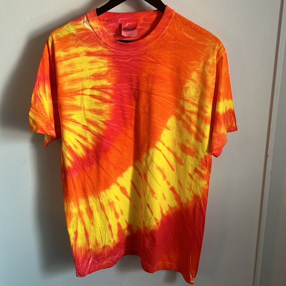 Set of 2 Tie Dyed Retro Hanes Heavyweight Preshrunk Cotton Short Sleeve Tees - Picture 7 of 8